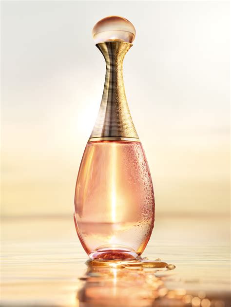 j'adore dior perfumes|what does j'adore smell like.